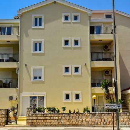 Apartmani Marina Kopitovic Petrovac エクステリア 写真