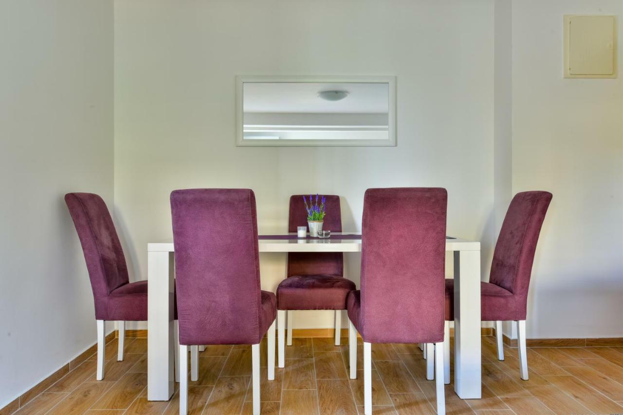 Apartmani Marina Kopitovic Petrovac エクステリア 写真