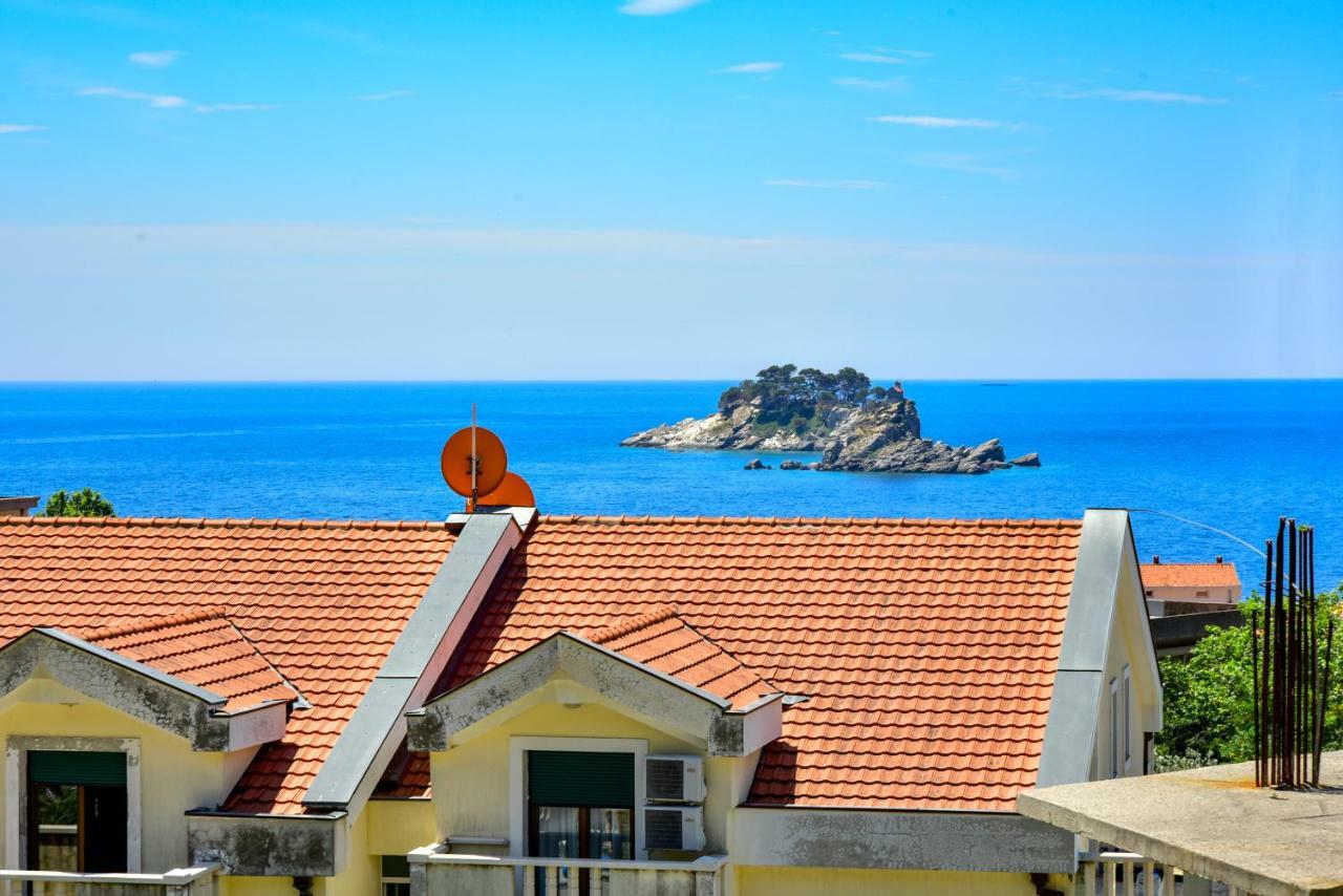 Apartmani Marina Kopitovic Petrovac エクステリア 写真